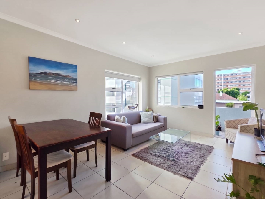 3 Bedroom Property for Sale in Sea Point Western Cape